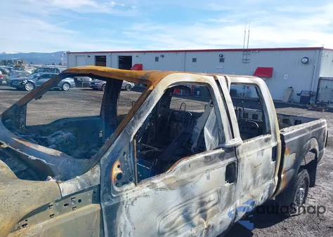 2013 Ford F-250 Xlt из США, поврежденный, VIN 1FT7W2B63DEB16313